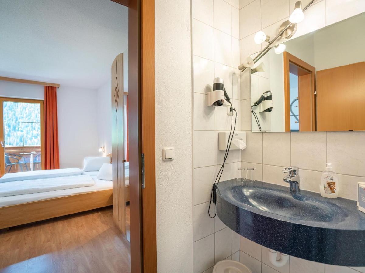 Plush Apartment With Mountain Views นอยชติฟ อิม ชตูไปทัล ภายนอก รูปภาพ
